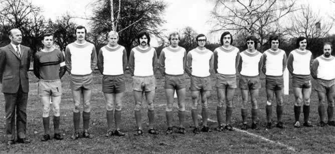 1.Mannschaft SVF 1972 Die Erste Mannschaft des SV Fautenbach im Jahr 1972